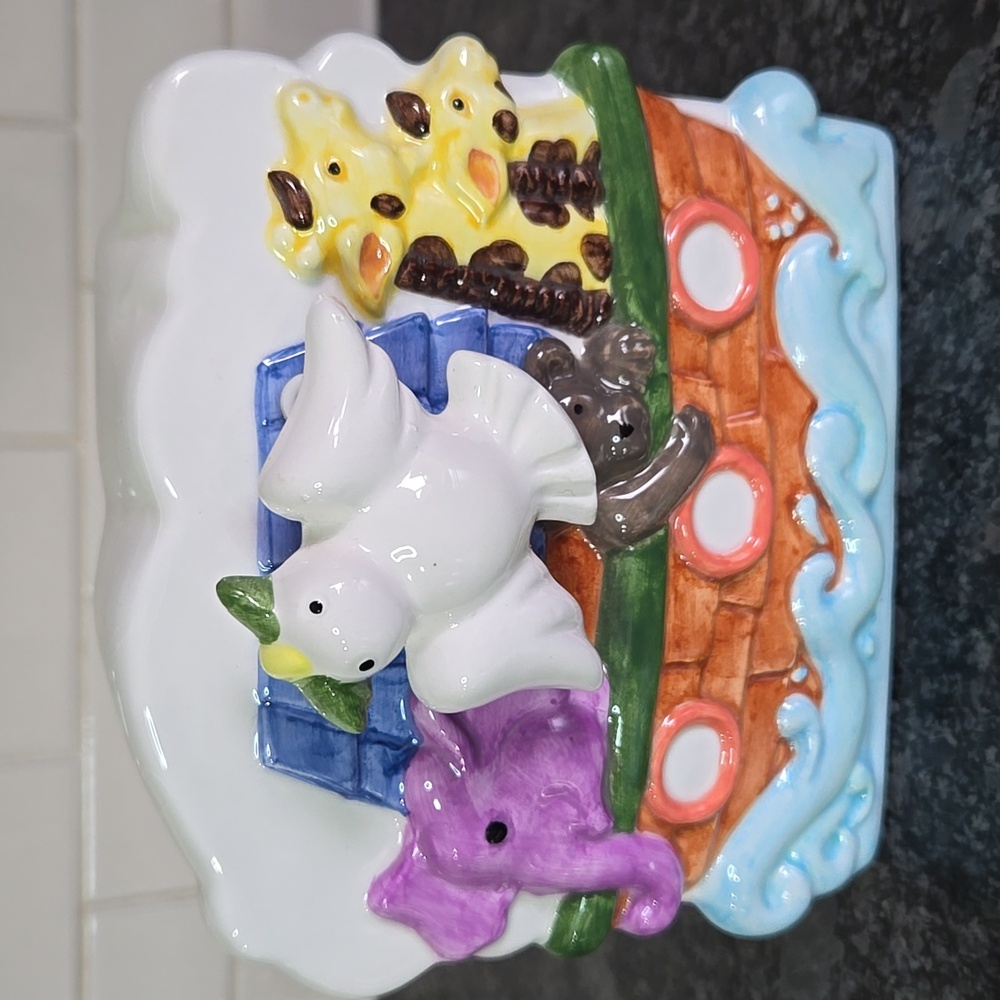 Vintage NAPCO Musical "Noah's Ark" Animal Themed Ceramic Planter